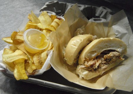 DSCF0348 Pork sandwich at Papo Llega y Pon