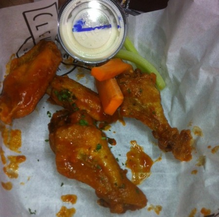 food-wings Buffalo wings at Marlins Park